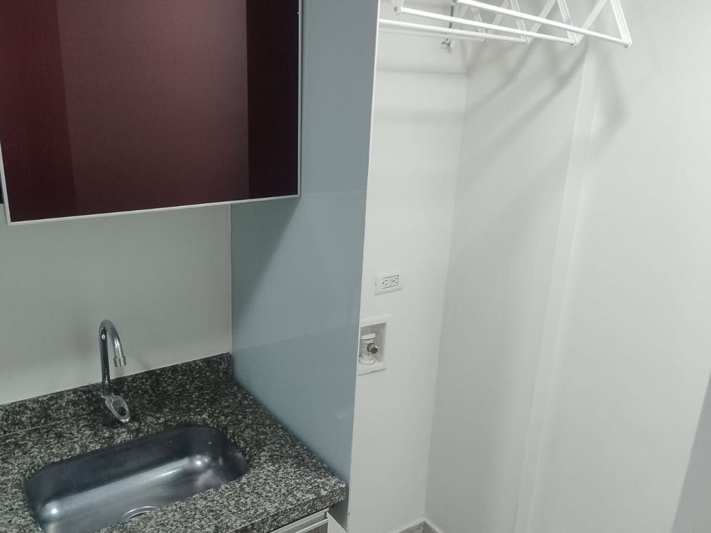 Apartaestudio en venta en Las Ferias, Bogotá, 29 m² · foto 9 de 12