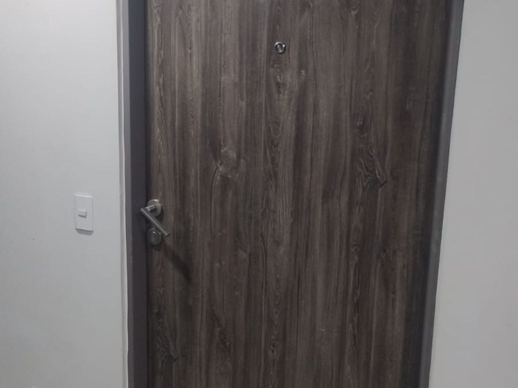 Apartaestudio en venta en Las Ferias, Bogotá, 29 m² · foto 2 de 12
