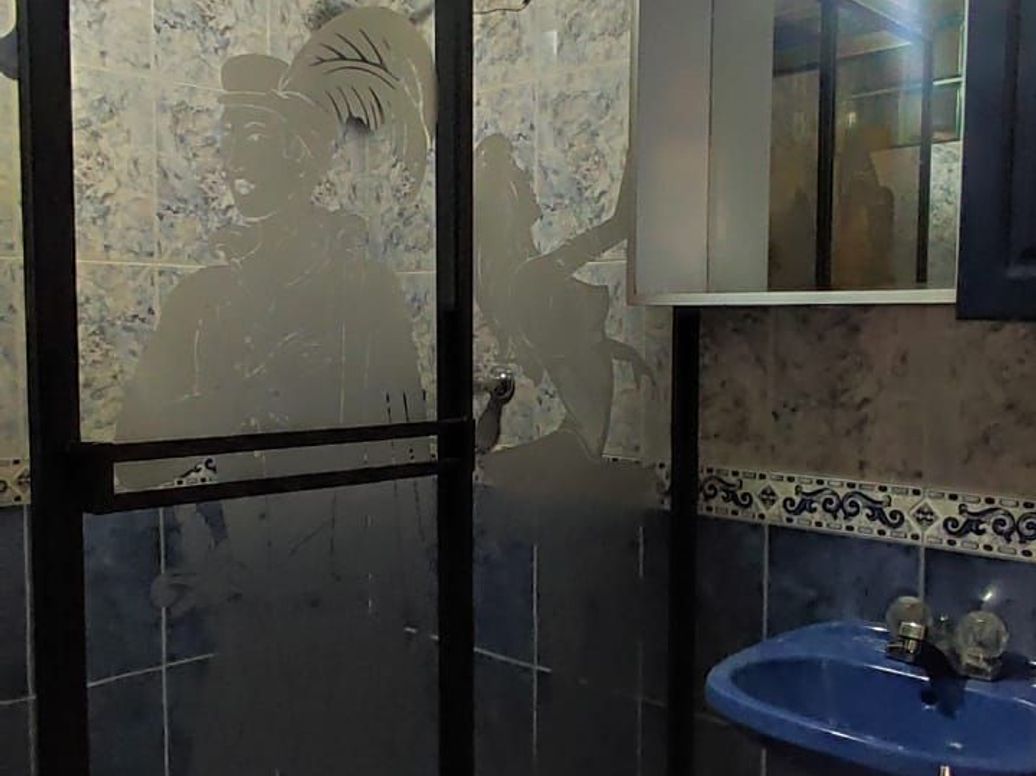 Casa de 6 alcobas en venta en La Gaitana, Bogotá, 168 m² · foto 2 de 5