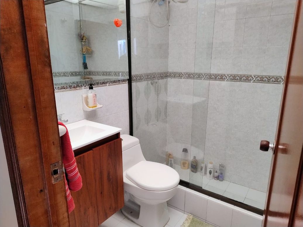 Casa de 6 alcobas en venta en Ciudad Quirigua, Bogotá, 140 m² · foto 10 de 20