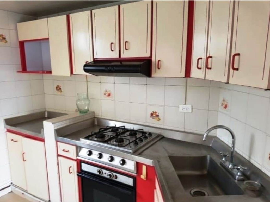 Apartamento de 3 alcobas en venta en La Cabaña, Bogotá, 86 m² · foto 4 de 7