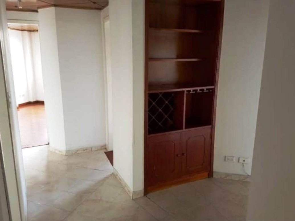 Apartamento de 3 alcobas en venta en La Cabaña, Bogotá, 86 m² · foto 2 de 7