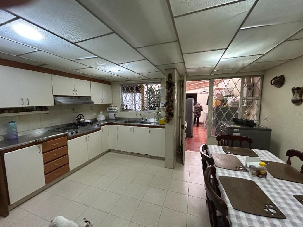 Casa de 4 alcobas en venta en Prado Veraniego Sur, Bogotá, 270 m² · foto 10 de 20