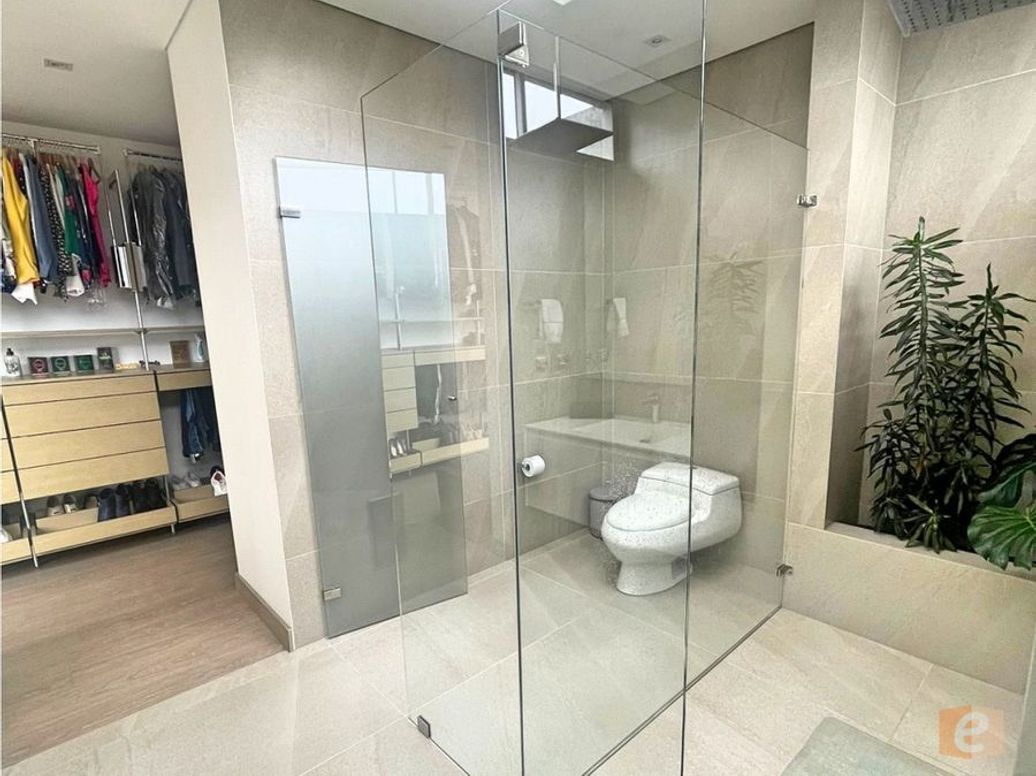 Casa de 4 alcobas en venta en Ciudad Jardín Norte, Bogotá, 500 m² · foto 15 de 20