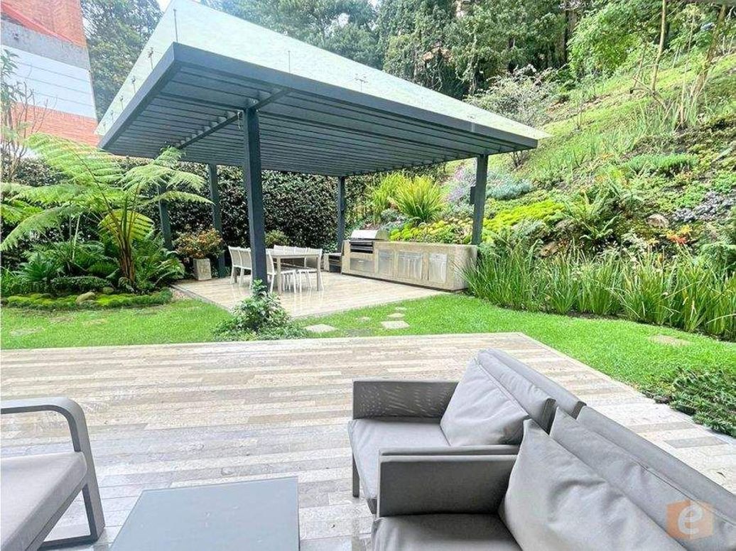 Casa de 4 alcobas en venta en Ciudad Jardín Norte, Bogotá, 500 m² · foto 20 de 20