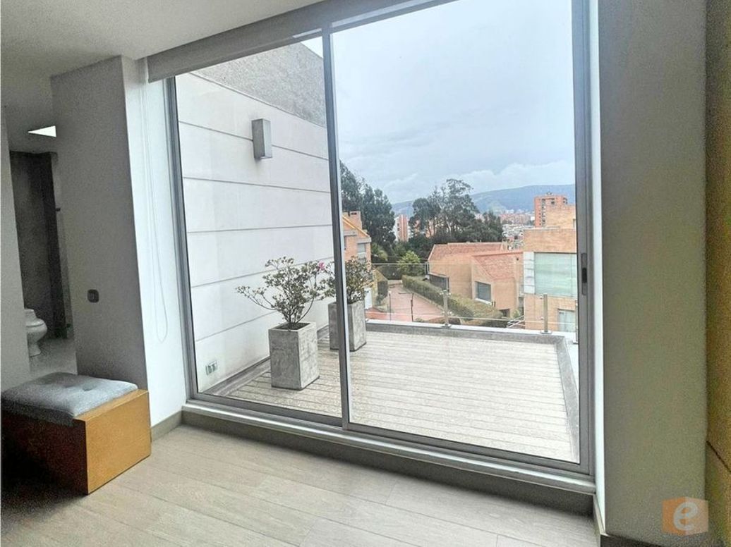 Casa de 4 alcobas en venta en Ciudad Jardín Norte, Bogotá, 500 m² · foto 12 de 20