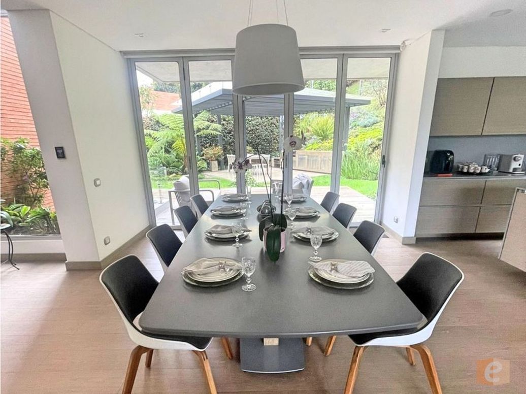Casa de 4 alcobas en venta en Ciudad Jardín Norte, Bogotá, 500 m² · foto 4 de 20