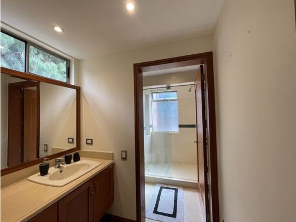 Casa de 4 alcobas en venta en Casa Blanca Suba, Bogotá, 360 m² · foto 18 de 20