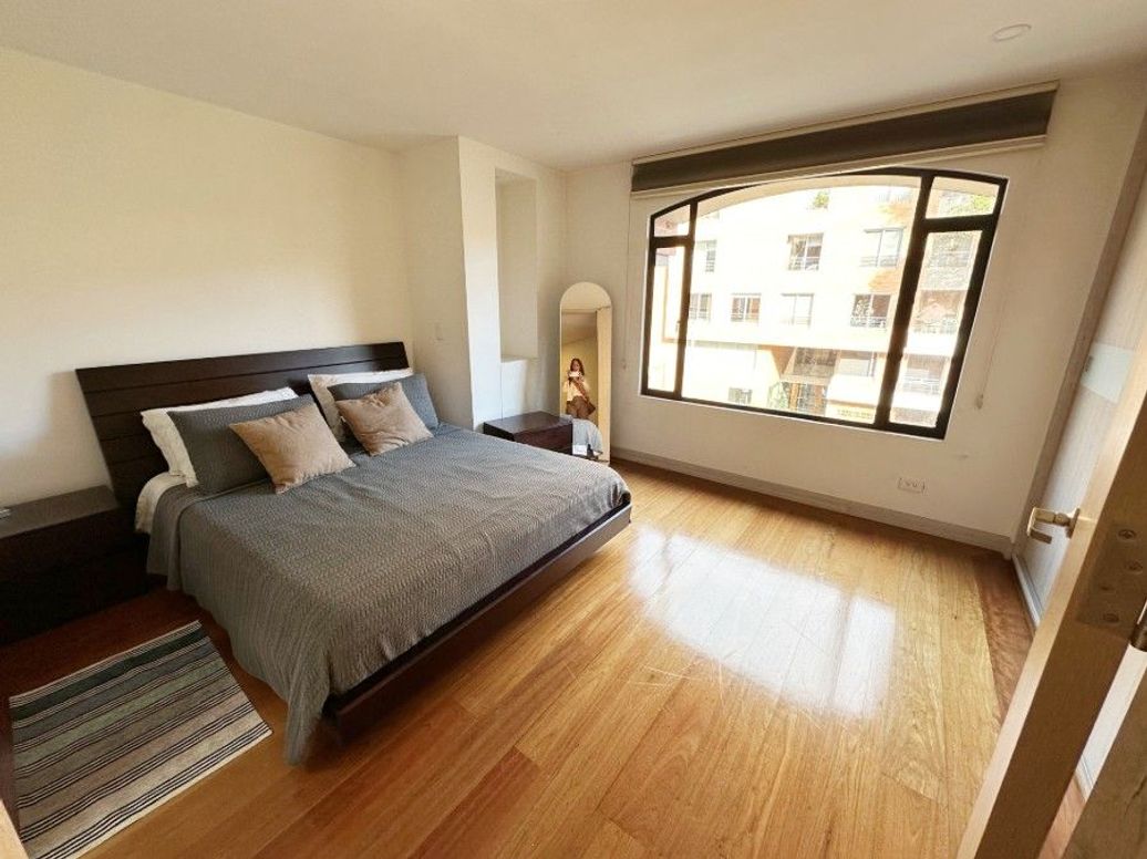 Apartamento de 4 alcobas en venta en Santa Bibiana, Bogotá, 340 m² · foto 7 de 12