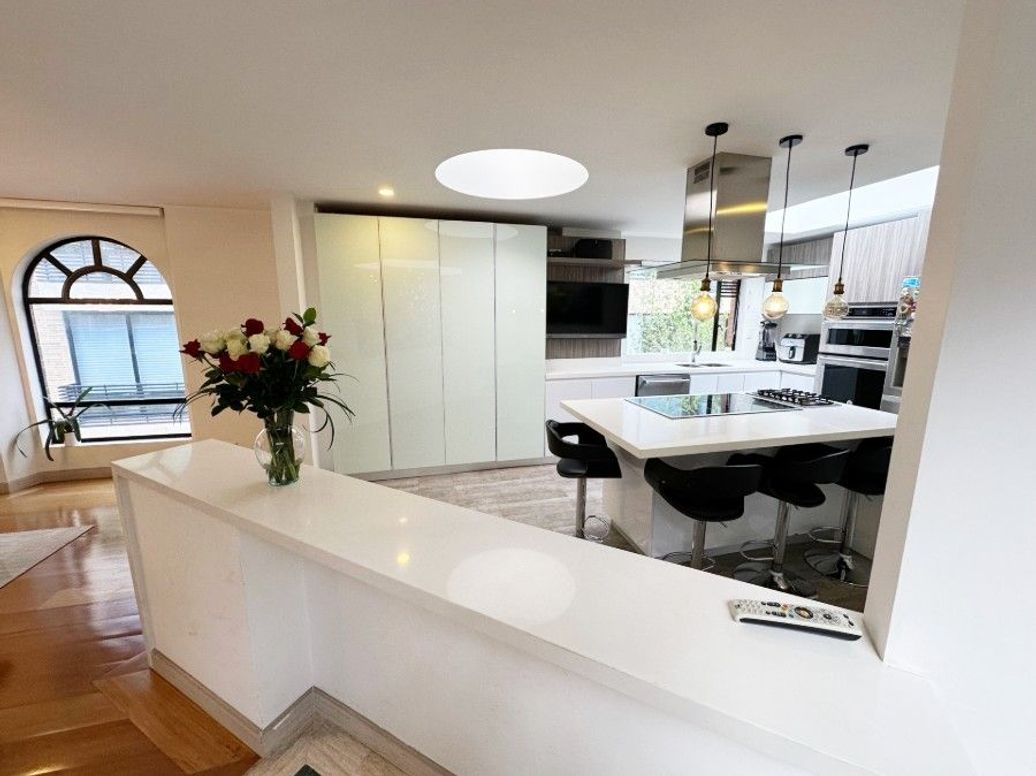 Apartamento de 4 alcobas en venta en Santa Bibiana, Bogotá, 340 m² · foto 6 de 12