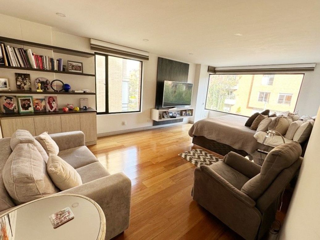 Apartamento de 4 alcobas en venta en Santa Bibiana, Bogotá, 340 m² · foto 4 de 12