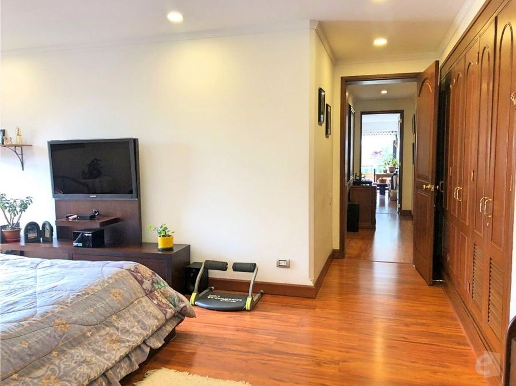 Apartamento de 4 alcobas en venta en La Acanada, Bogotá, 520 m² · foto 16 de 20