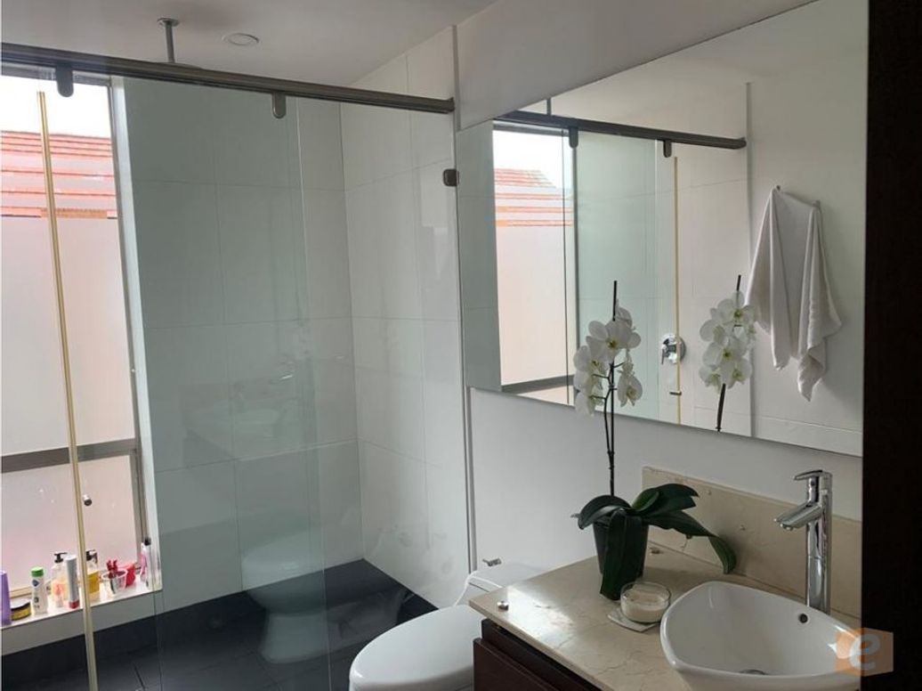 Casa de 4 alcobas en venta en Casa Blanca, Bogotá, 420 m² · foto 18 de 20