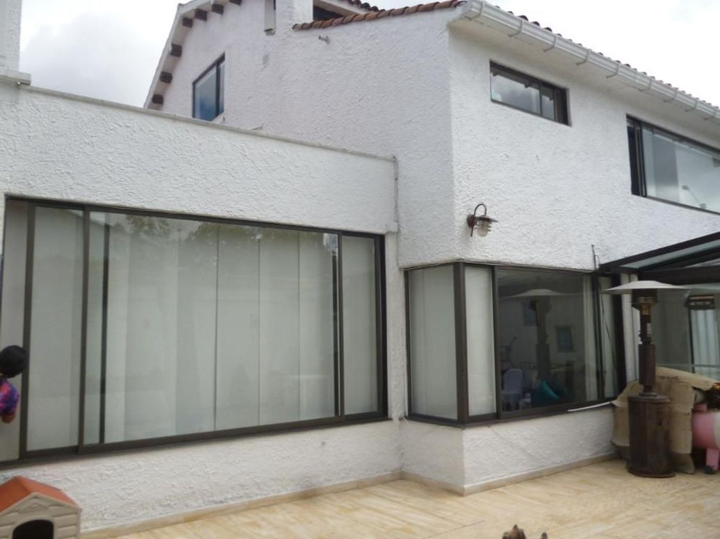 Casa de 4 alcobas en venta en Santa Barbara Occidental, Bogotá, 423 m² · foto 2 de 10