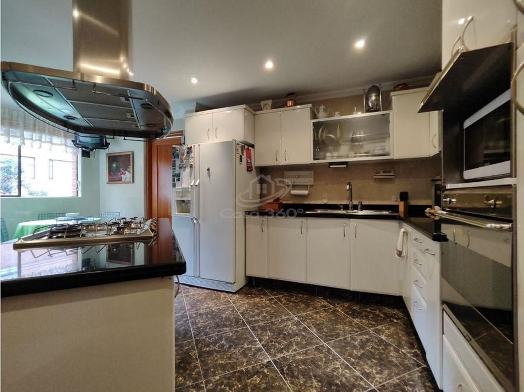 Apartamento de 3 alcobas en venta en Ub. Bosques De Medina, Bogotá, 255 m² · foto 9 de 20