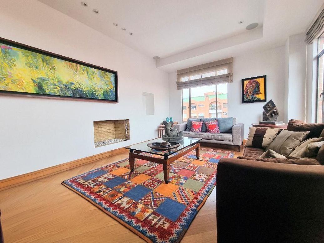 Apartamento de 4 alcobas en venta en Santa Bibiana, Bogotá, 320 m² · foto 2 de 20