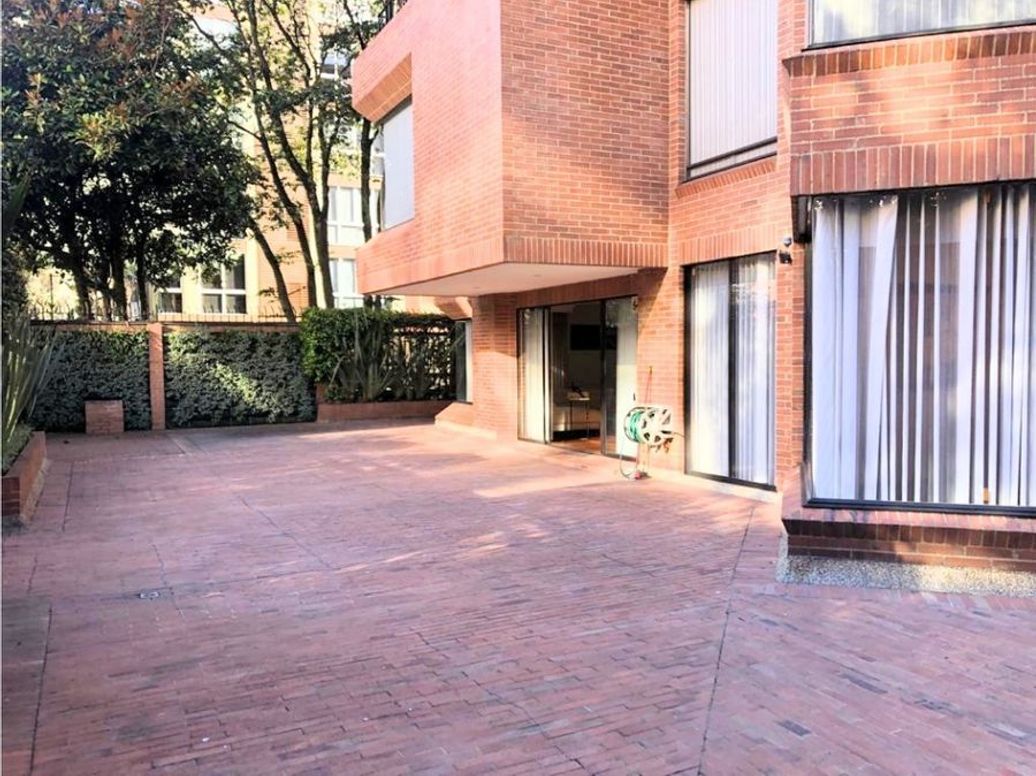 Apartamento de 4 alcobas en venta en La Carolina, Bogotá, 477 m² · foto 14 de 15