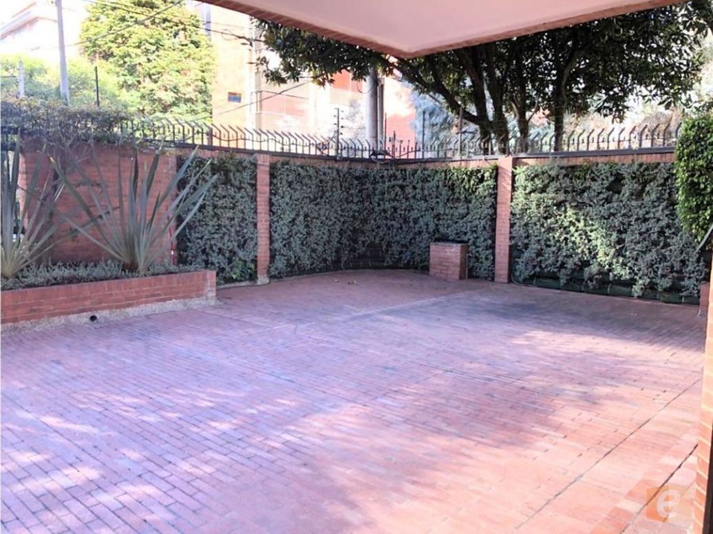 Apartamento de 4 alcobas en venta en La Carolina, Bogotá, 477 m² · foto 13 de 15