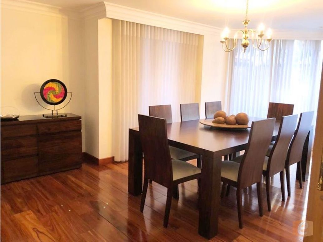 Apartamento de 4 alcobas en venta en La Carolina, Bogotá, 477 m² · foto 5 de 15