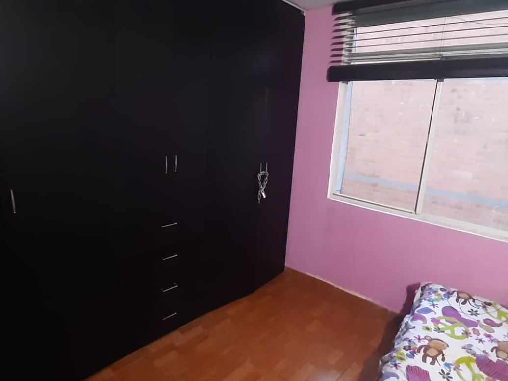 Casa de 4 alcobas en venta en El Dorado, Bogotá, 77 m² · foto 12 de 20