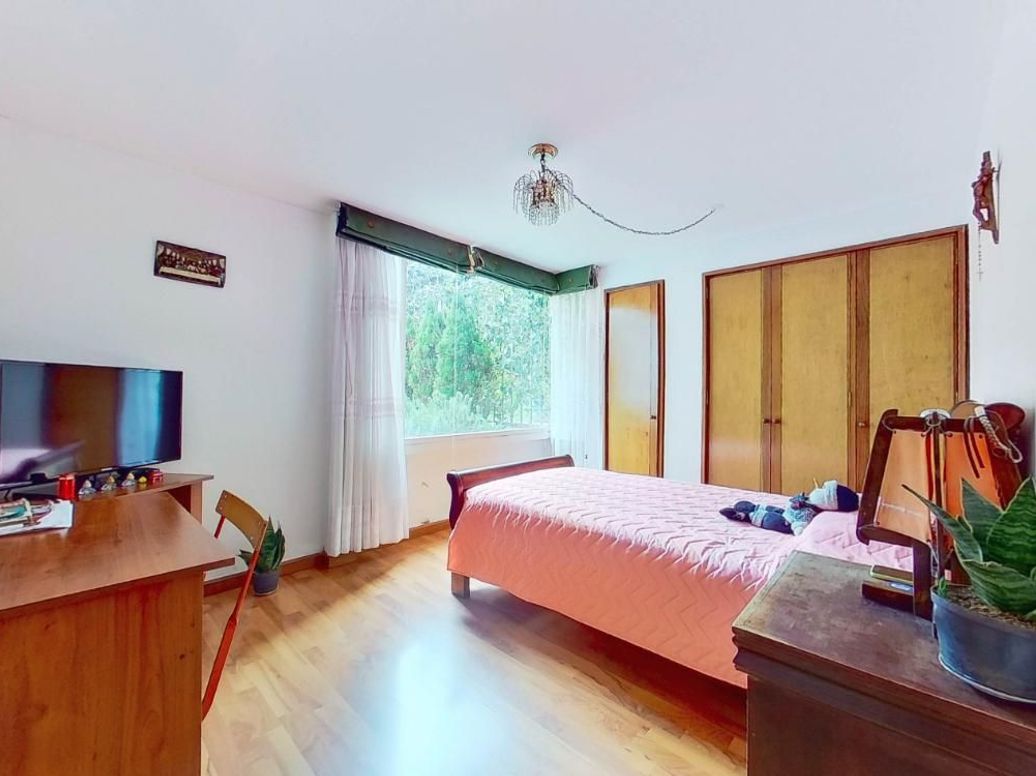 Apartamento de 3 alcobas en venta en Santa Barbara Central, Bogotá, 145 m² · foto 15 de 20