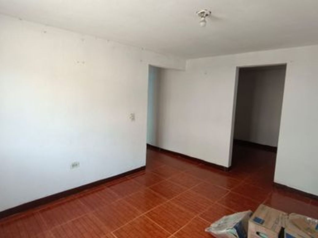 Apartamento de 8 alcobas en venta en San Juan Bautista, Bogotá, 180 m² · foto 14 de 18