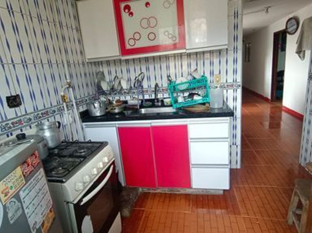 Apartamento de 8 alcobas en venta en San Juan Bautista, Bogotá, 180 m² · foto 8 de 18