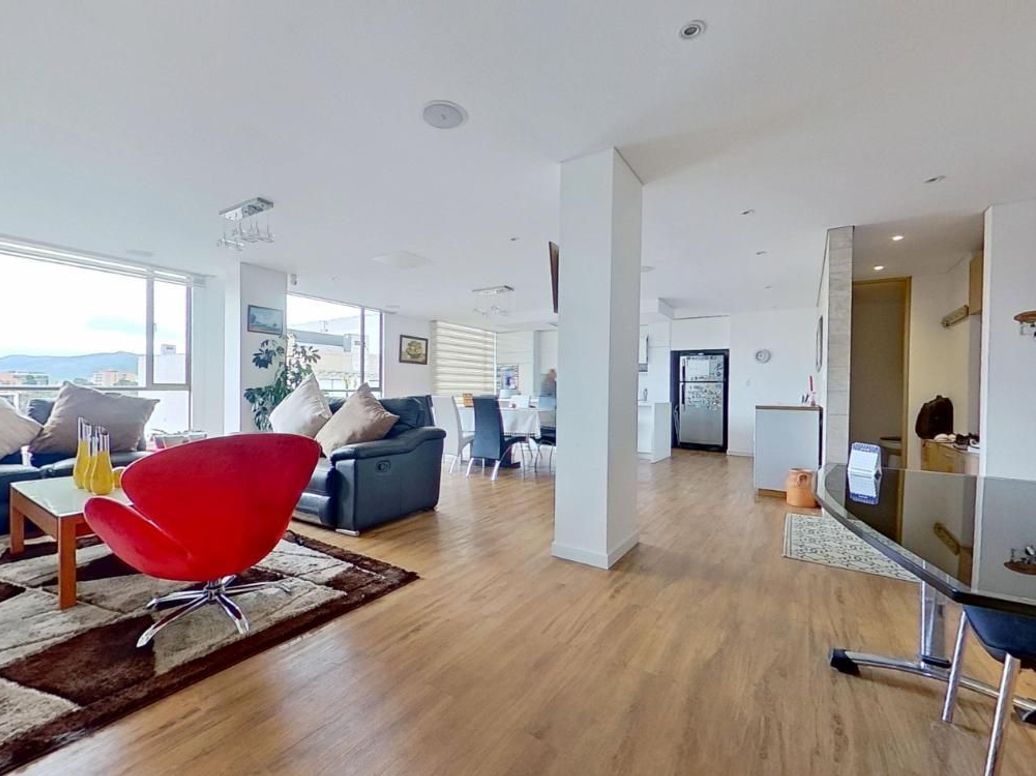 Apartamento de 4 alcobas en venta en Los Cedritos, Bogotá, 187 m² · foto 7 de 20