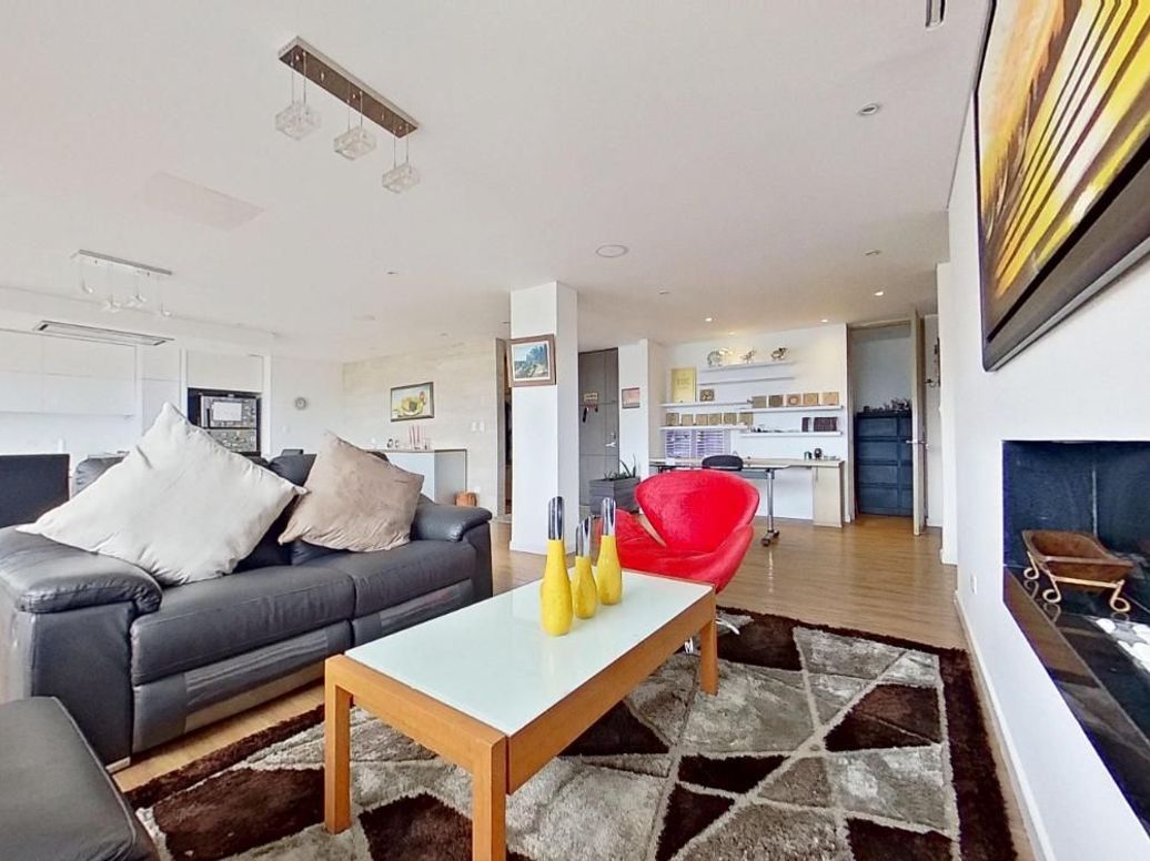 Apartamento de 4 alcobas en venta en Los Cedritos, Bogotá, 187 m² · foto 4 de 20