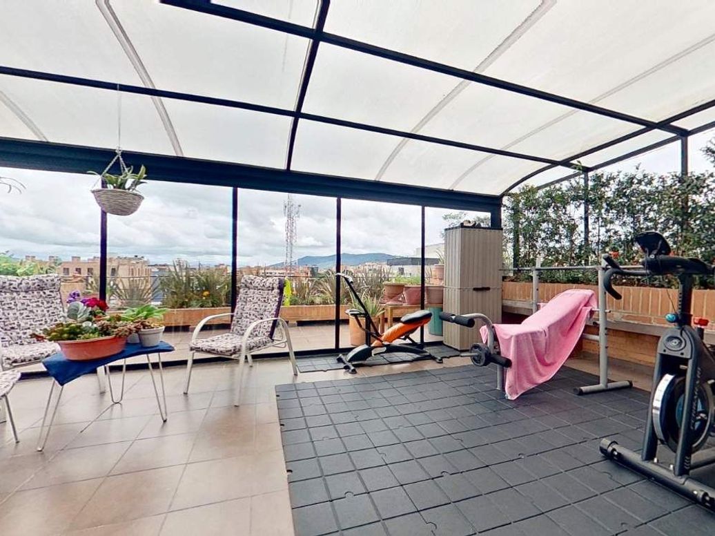 Apartamento de 4 alcobas en venta en Los Cedritos, Bogotá, 187 m² · foto 17 de 20