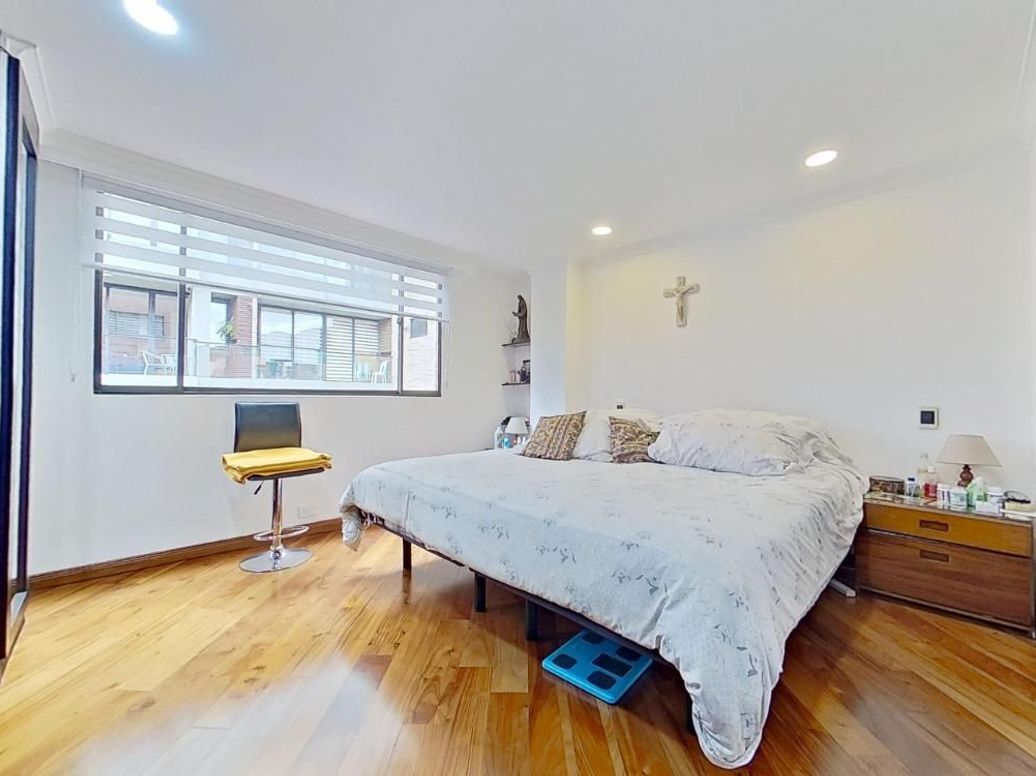Apartamento de 3 alcobas en venta en Santa Barbara Oriental, Bogotá, 105 m² · foto 12 de 20