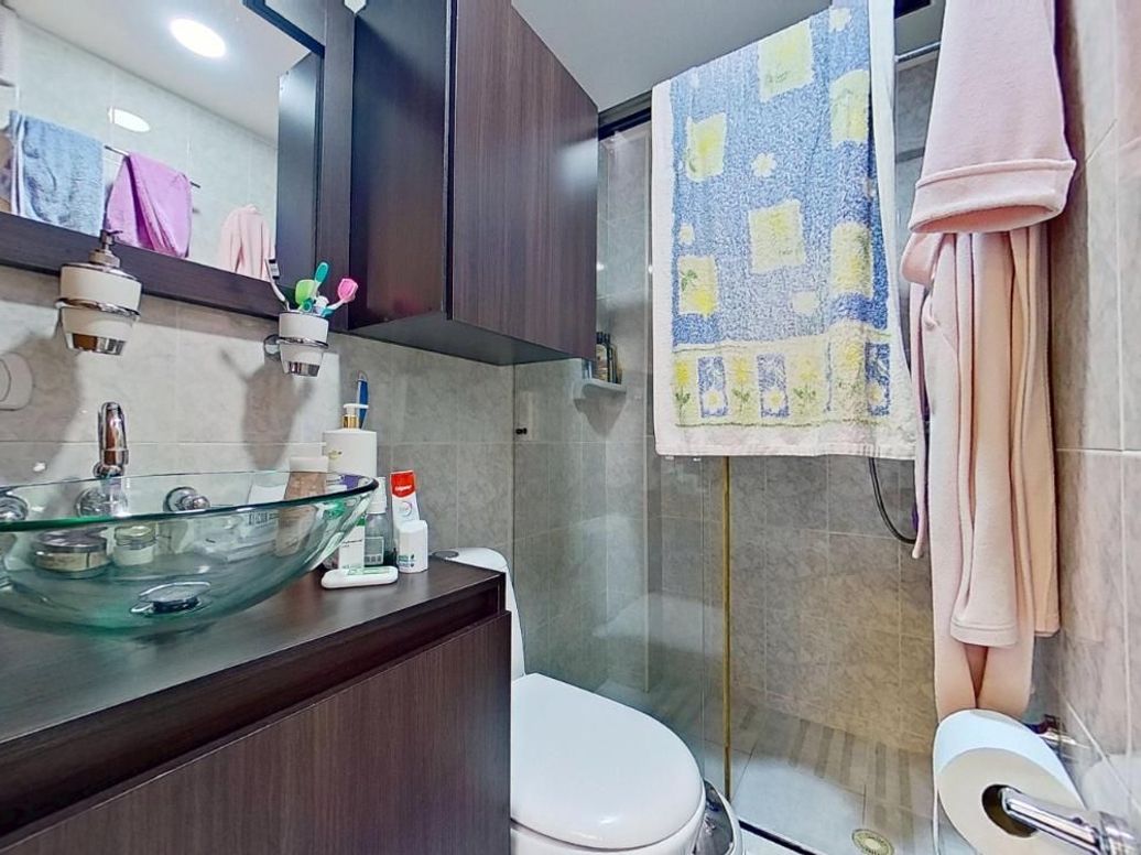 Apartamento de 3 alcobas en venta en Santa Barbara Oriental, Bogotá, 105 m² · foto 18 de 20