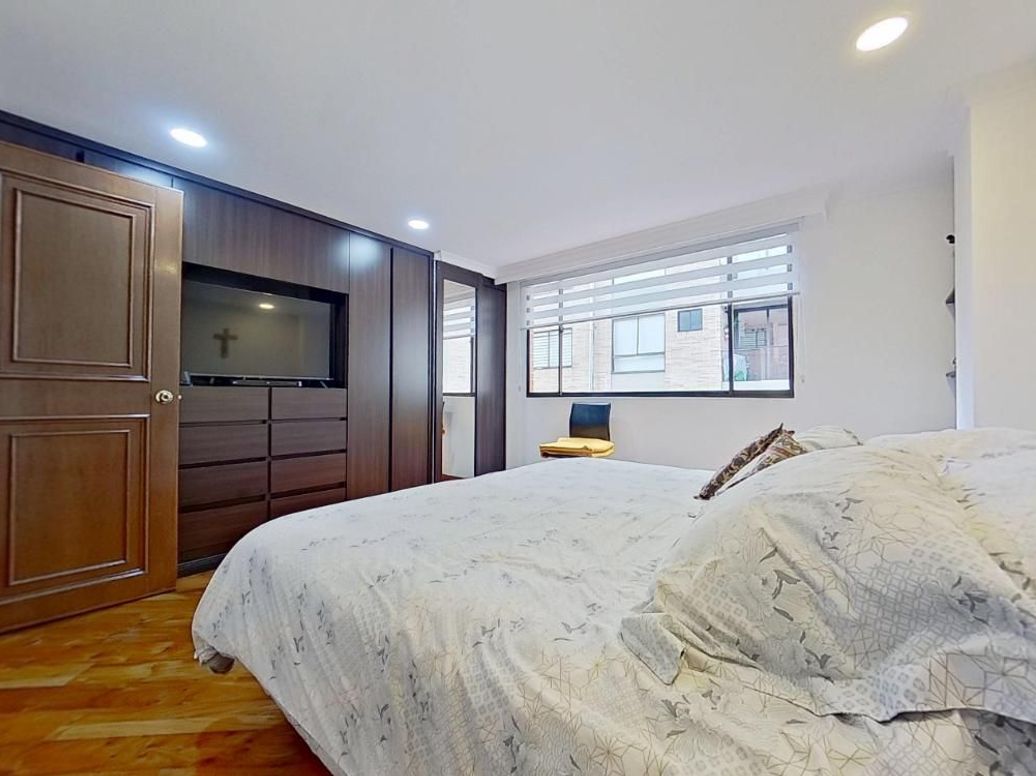 Apartamento de 3 alcobas en venta en Santa Barbara Oriental, Bogotá, 105 m² · foto 14 de 20