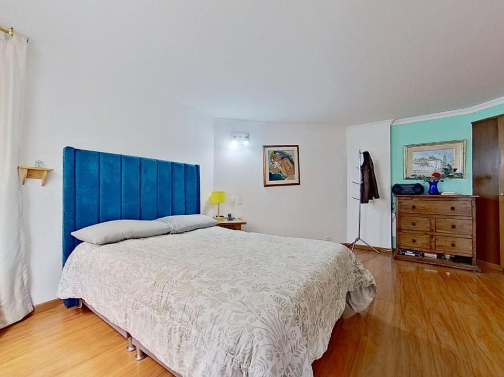 Apartamento de 2 alcobas en venta en Santa Barbara Central, Bogotá, 75 m² · foto 13 de 15