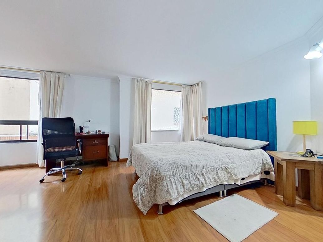 Apartamento de 2 alcobas en venta en Santa Barbara Central, Bogotá, 75 m² · foto 14 de 15