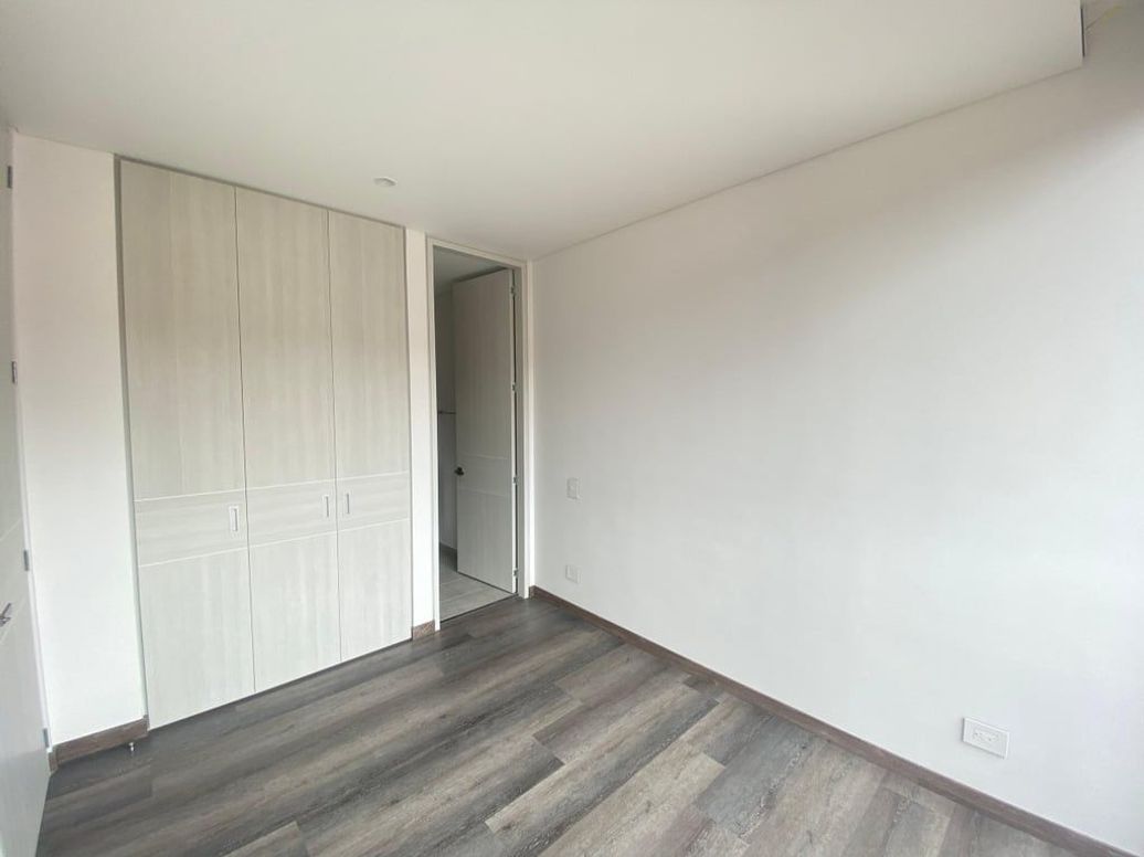 Apartamento de 2 alcobas en venta en Antiguo Country, Bogotá, 72 m² · foto 8 de 20