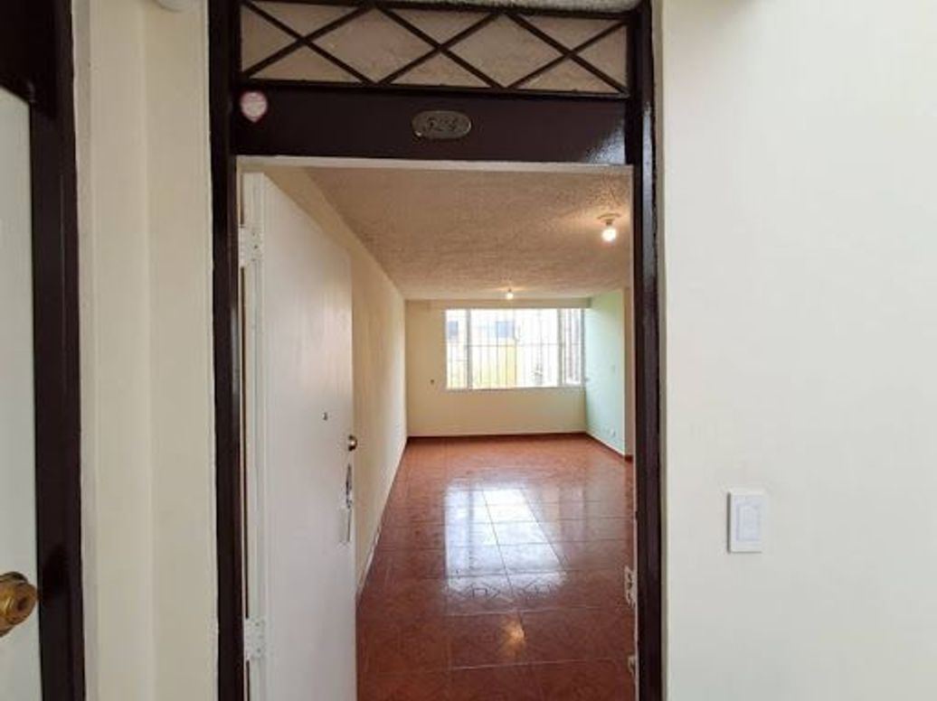 Apartamento de 3 alcobas en venta en Zarzamora, Bogotá, 63 m² · foto 2 de 20