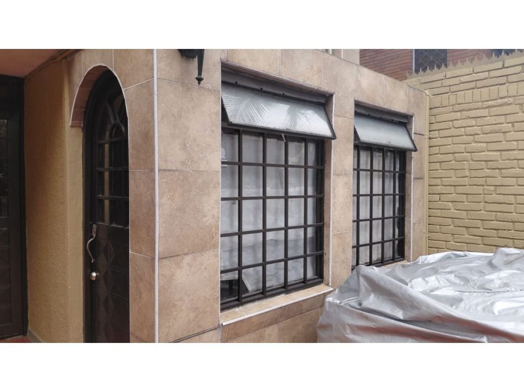 Apartaestudio en venta en Modelia, Bogotá, 29 m² · foto 2 de 13