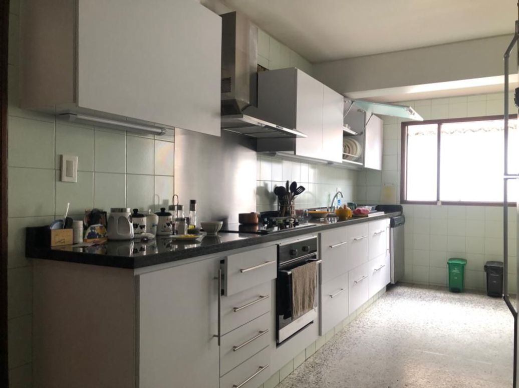 Casa de 4 alcobas en venta en Niza Norte, Bogotá, 308 m² · foto 3 de 20