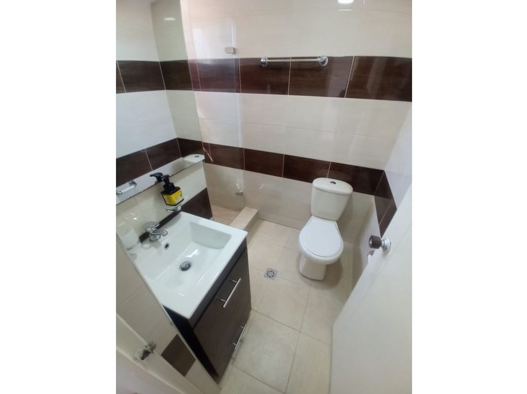 Apartamento de 2 alcobas en venta en Prado Veraniego, Bogotá, 68 m² · foto 6 de 20