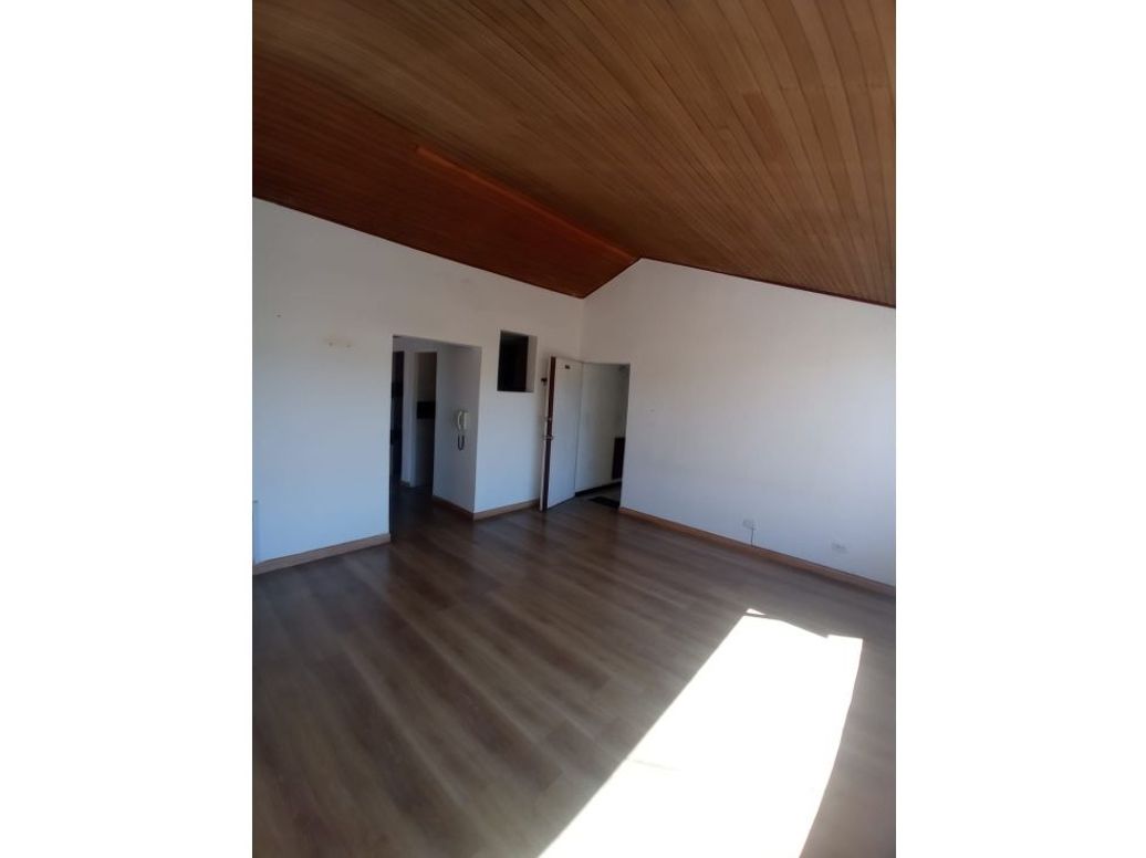 Apartamento de 2 alcobas en venta en Prado Veraniego, Bogotá, 68 m² · foto 5 de 20