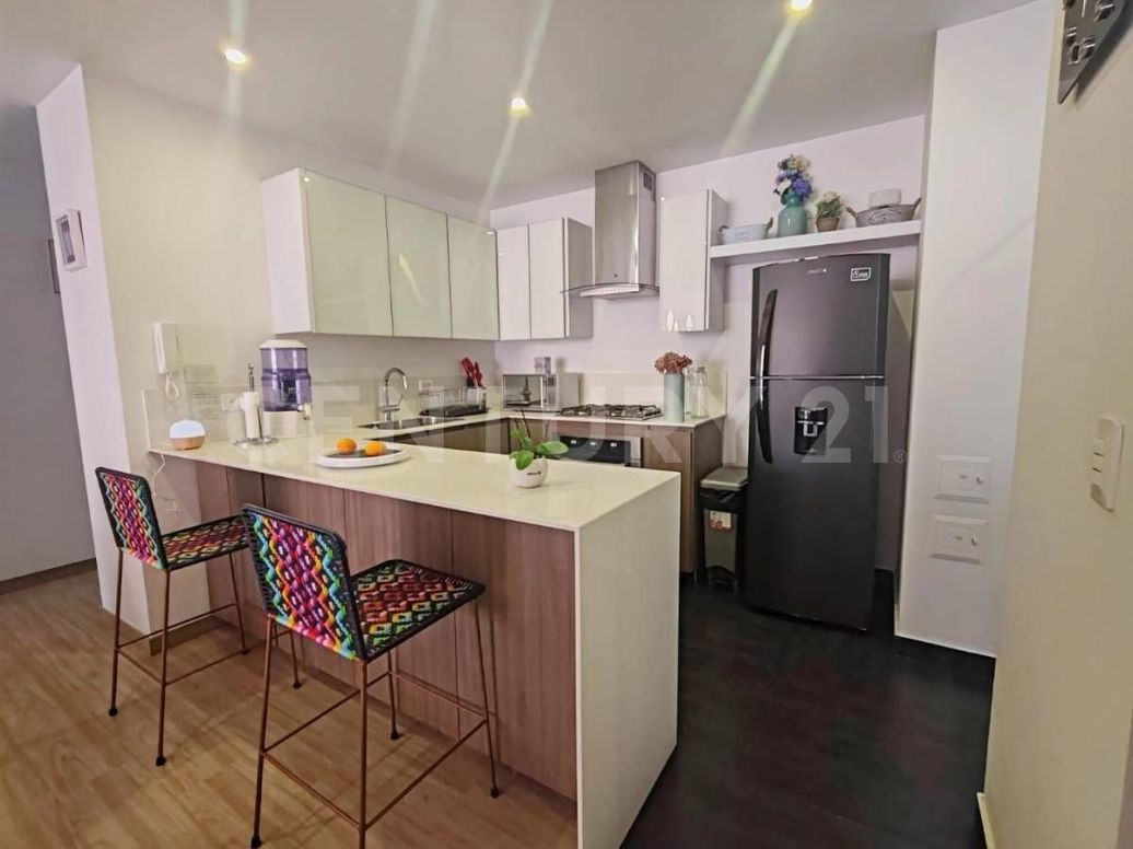 Apartamento de 2 alcobas en venta en El Contador, Bogotá, 90 m² · foto 4 de 20