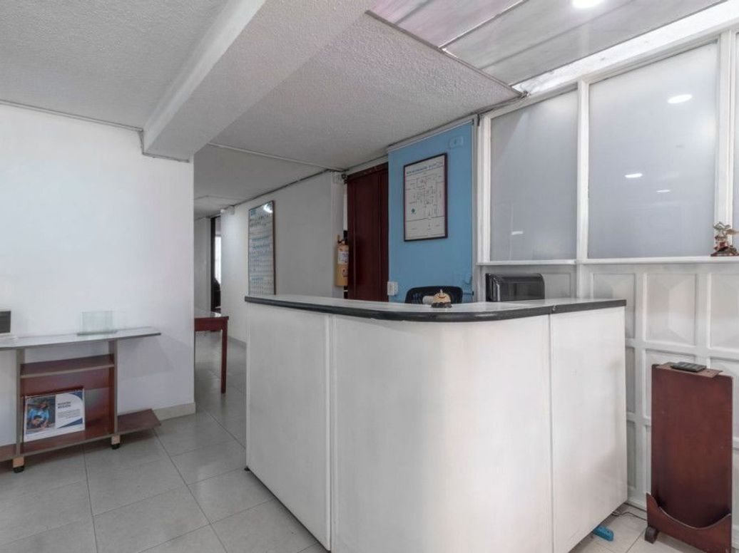 Casa de 4 alcobas en venta en Niza Norte, Bogotá, 210 m² · foto 4 de 20