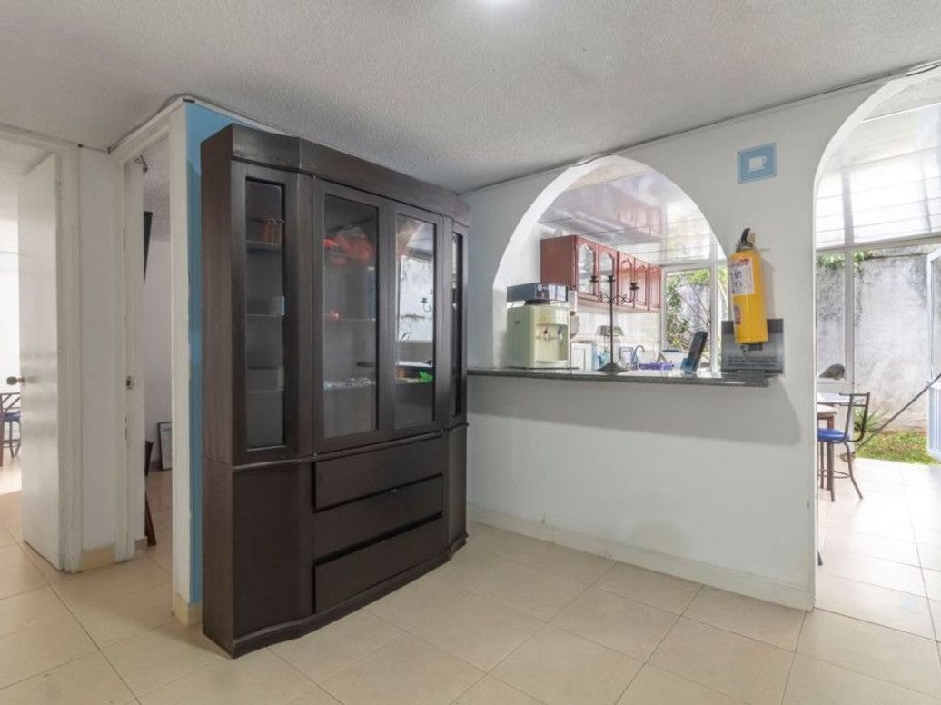 Casa de 4 alcobas en venta en Niza Norte, Bogotá, 210 m² · foto 17 de 20