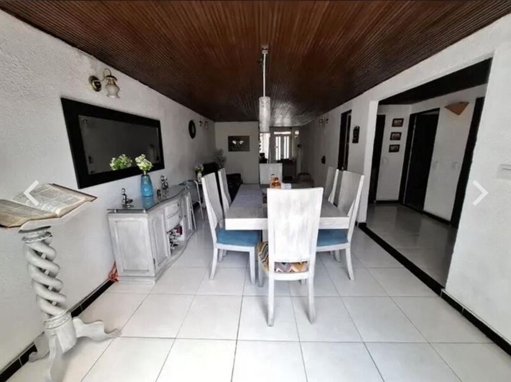 Casa de 4 alcobas en venta en Marsella, Bogotá, 294 m² · foto 9 de 20
