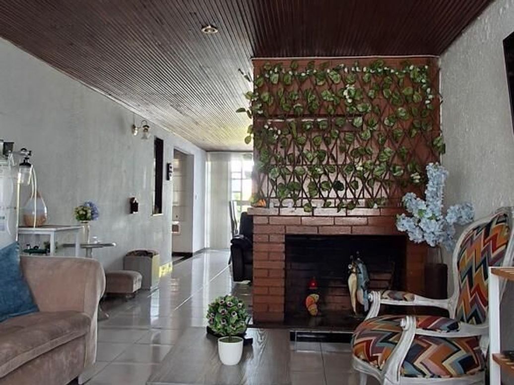 Casa de 4 alcobas en venta en Marsella, Bogotá, 294 m² · foto 5 de 20