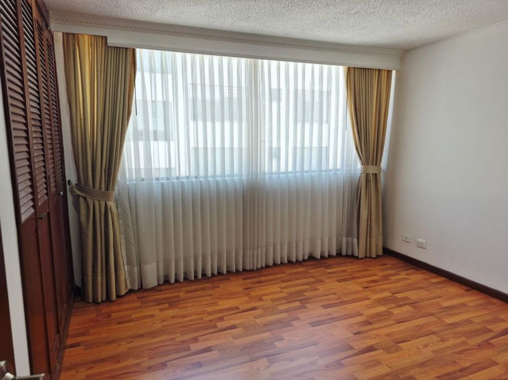 Apartamento en venta en Cedro Salazar, Bogotá · foto 7 de 15