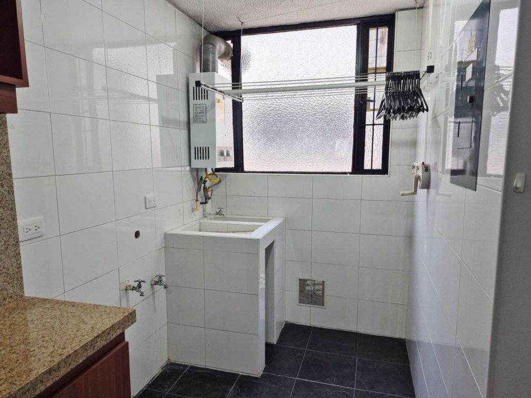 Apartamento en venta en Cedro Salazar, Bogotá · foto 6 de 15
