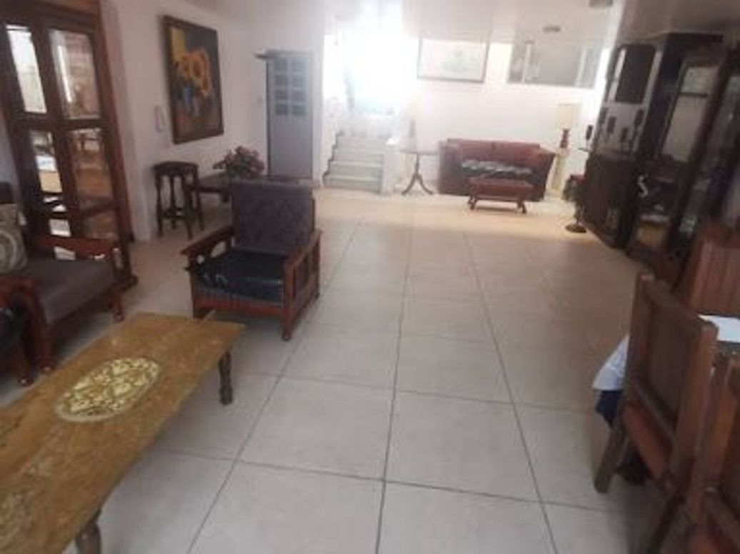 Casa de 5 alcobas en venta en Pasadena, Bogotá, 358 m² · foto 3 de 8
