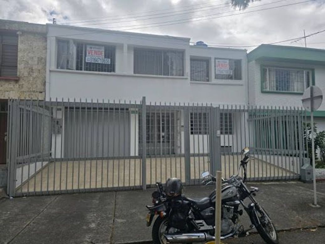 Casa de 5 alcobas en venta en Pasadena, Bogotá, 358 m² · foto 8 de 8